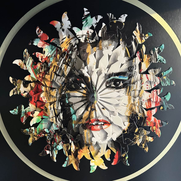 Girl in butterflies - Fred Meurice – Image 2