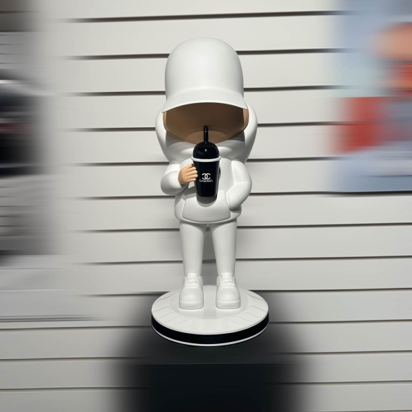 Chanel Kid Cup - Sculpture - Léo & Steph – Image 6