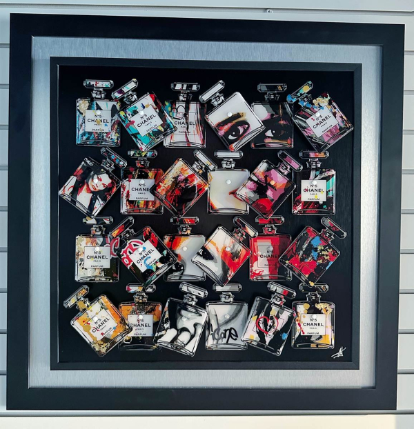 Framed Chanel Flacons - Fred Meurice – Image 2