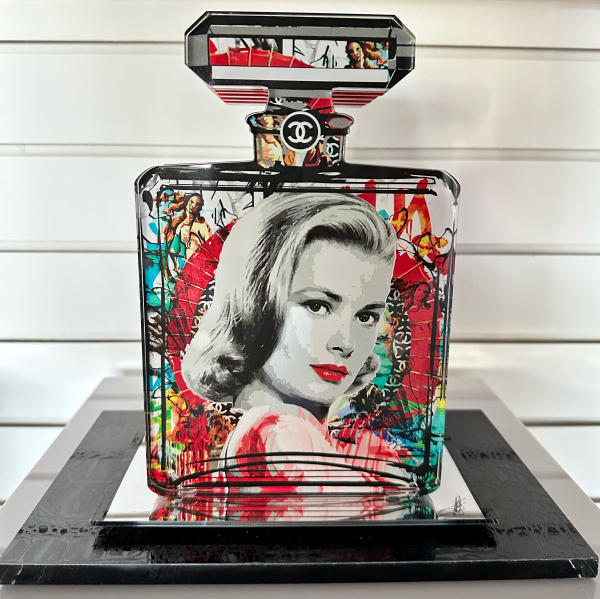 Faceted bottle I love Chanel Grace Kelly - Fred Meurice