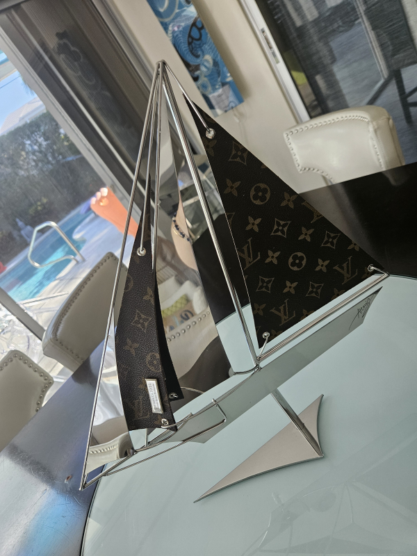 Louis Vuitton Sailboat – Image 2